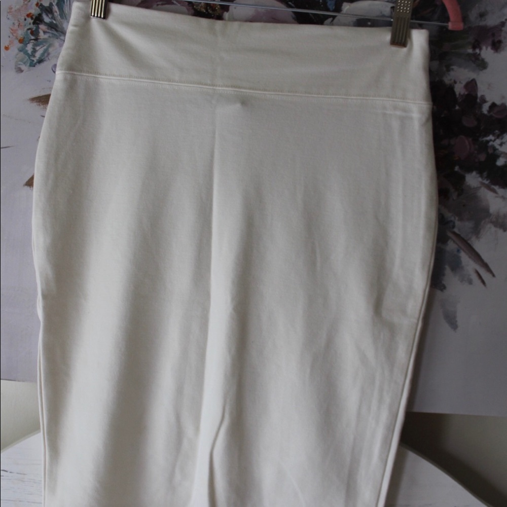 Stretchy Soft White Pencil Skirt